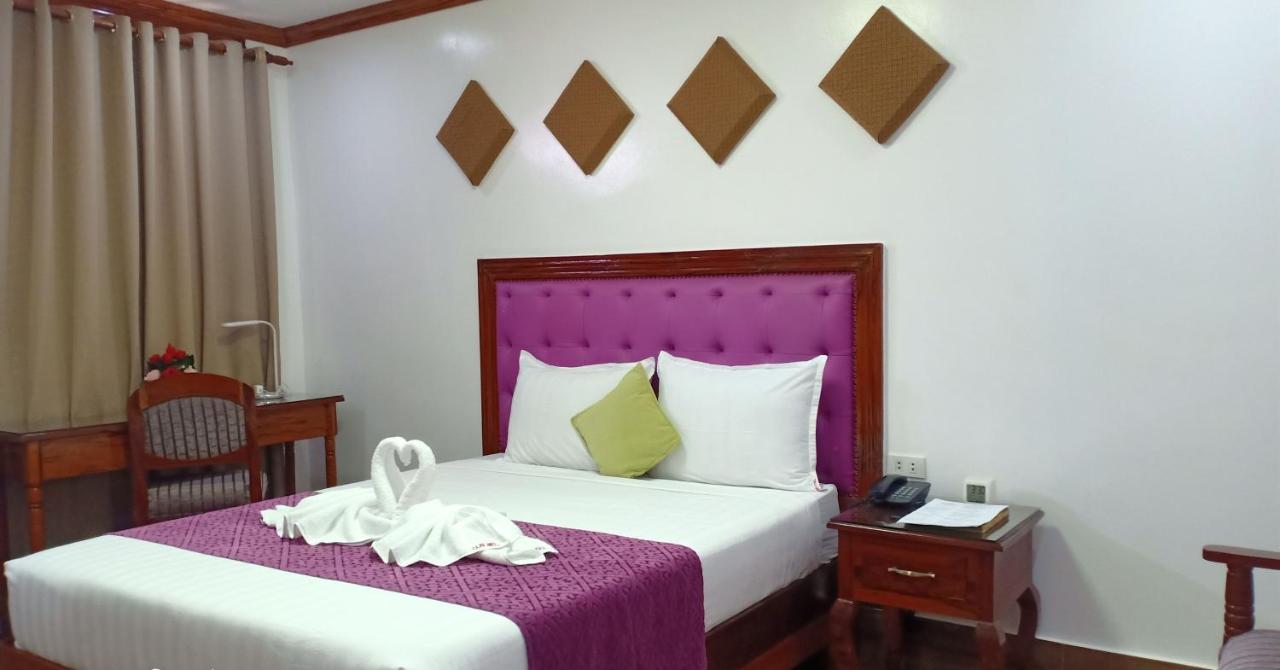 Cln Boutique Hotel Таклобан Экстерьер фото